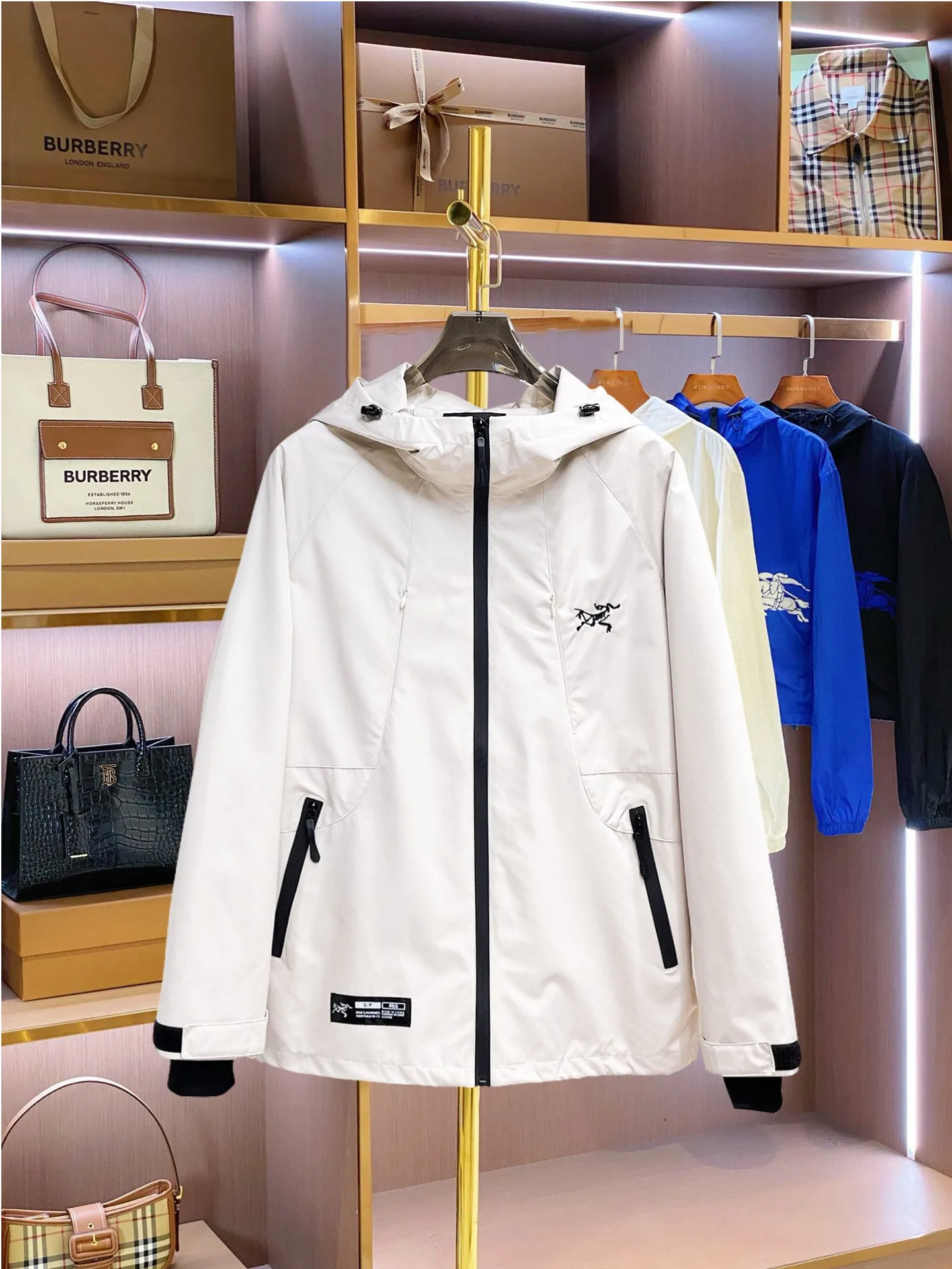 Same Style， ， 2026 New Arrival ，Original Premium Breathable ， ， ， Quality。 ， Sizes：M～3XL，